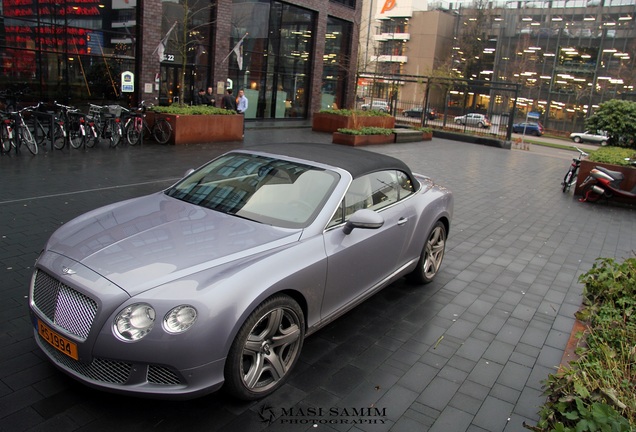 Bentley Continental GTC 2012