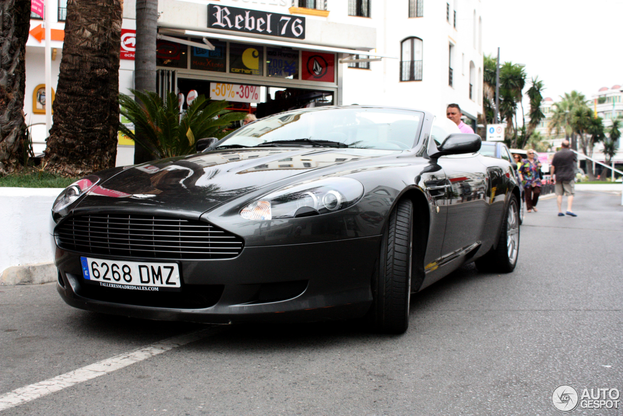 Aston Martin DB9 Volante