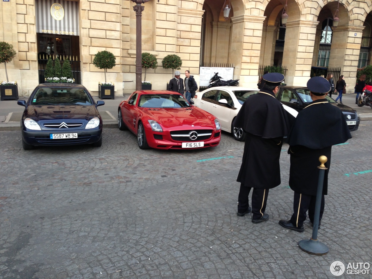 Mercedes-Benz SLS AMG