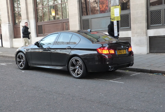 BMW M5 F10 2011