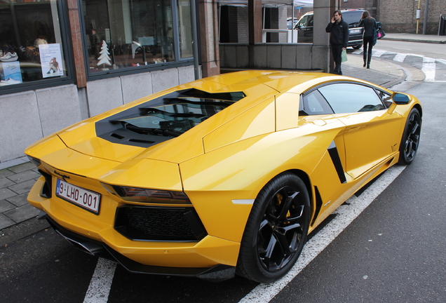 Lamborghini Aventador LP700-4