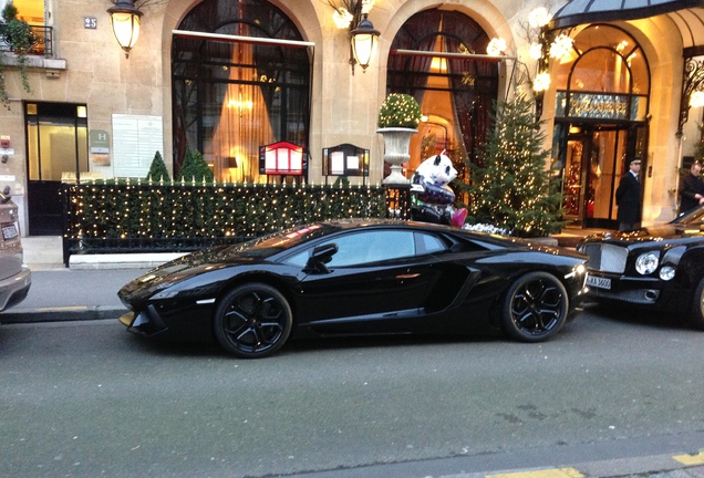 Lamborghini Aventador LP700-4