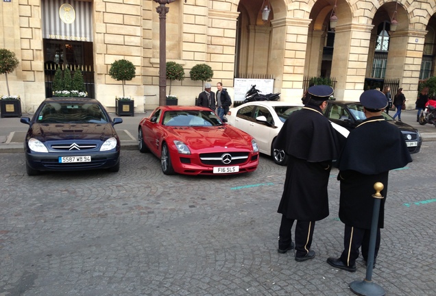 Mercedes-Benz SLS AMG