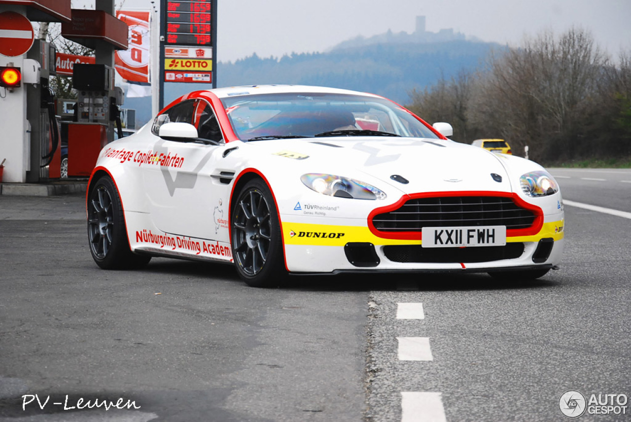 Aston Martin V8 Vantage N24