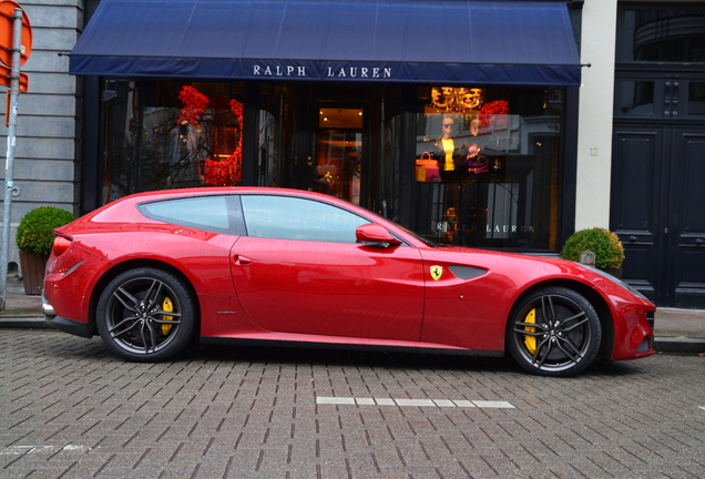 Ferrari FF