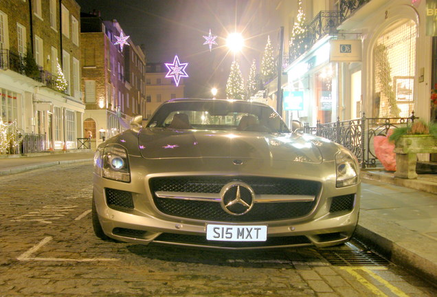 Mercedes-Benz SLS AMG