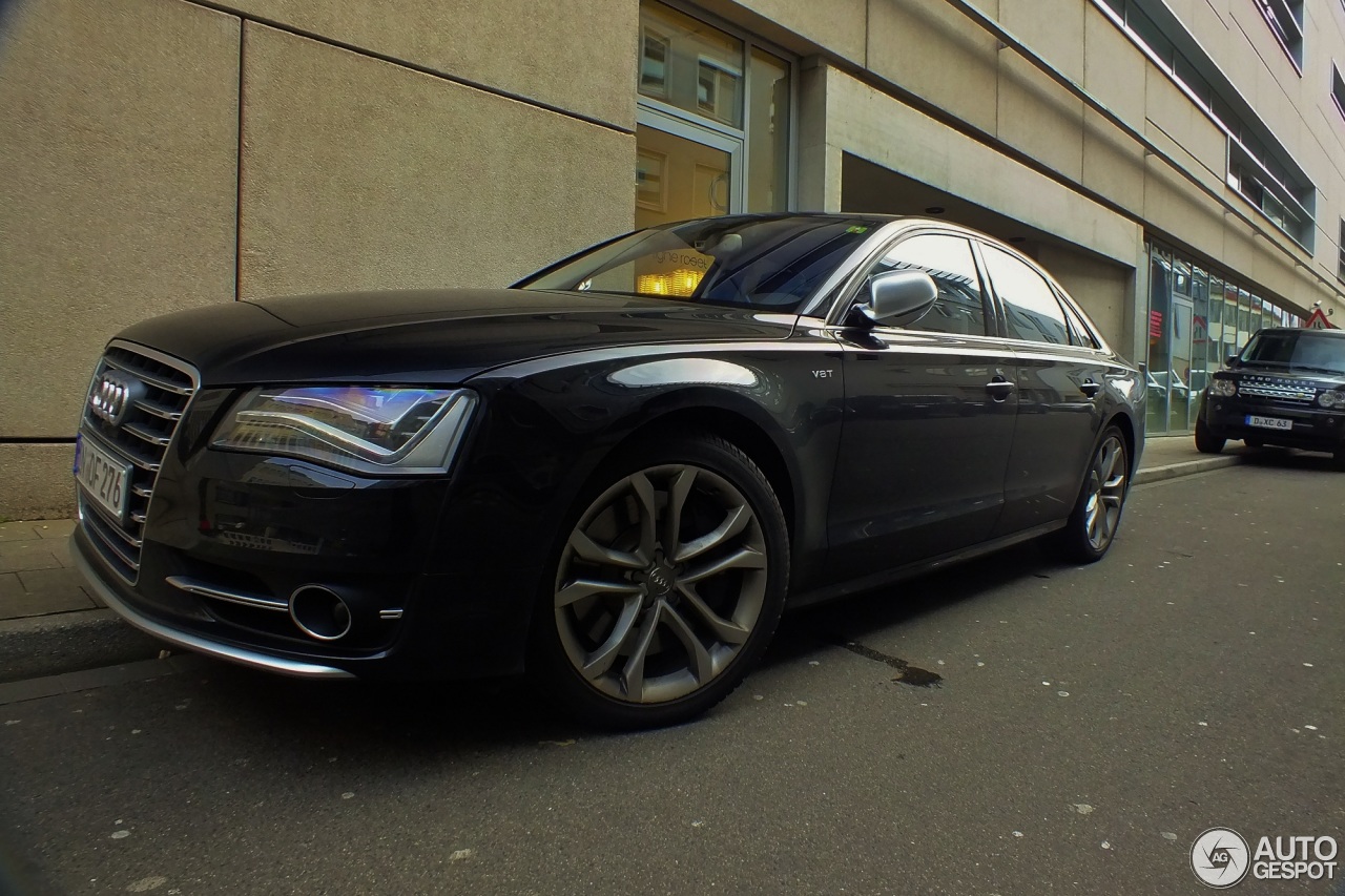 Audi S8 D4