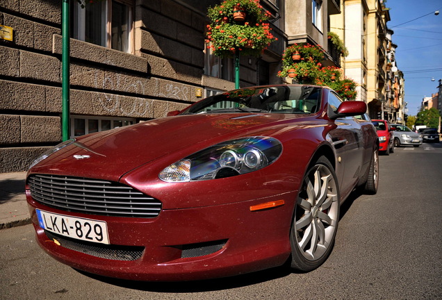 Aston Martin DB9