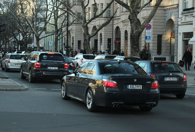 BMW M5 E60 2005