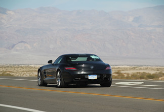 Mercedes-Benz SLS AMG