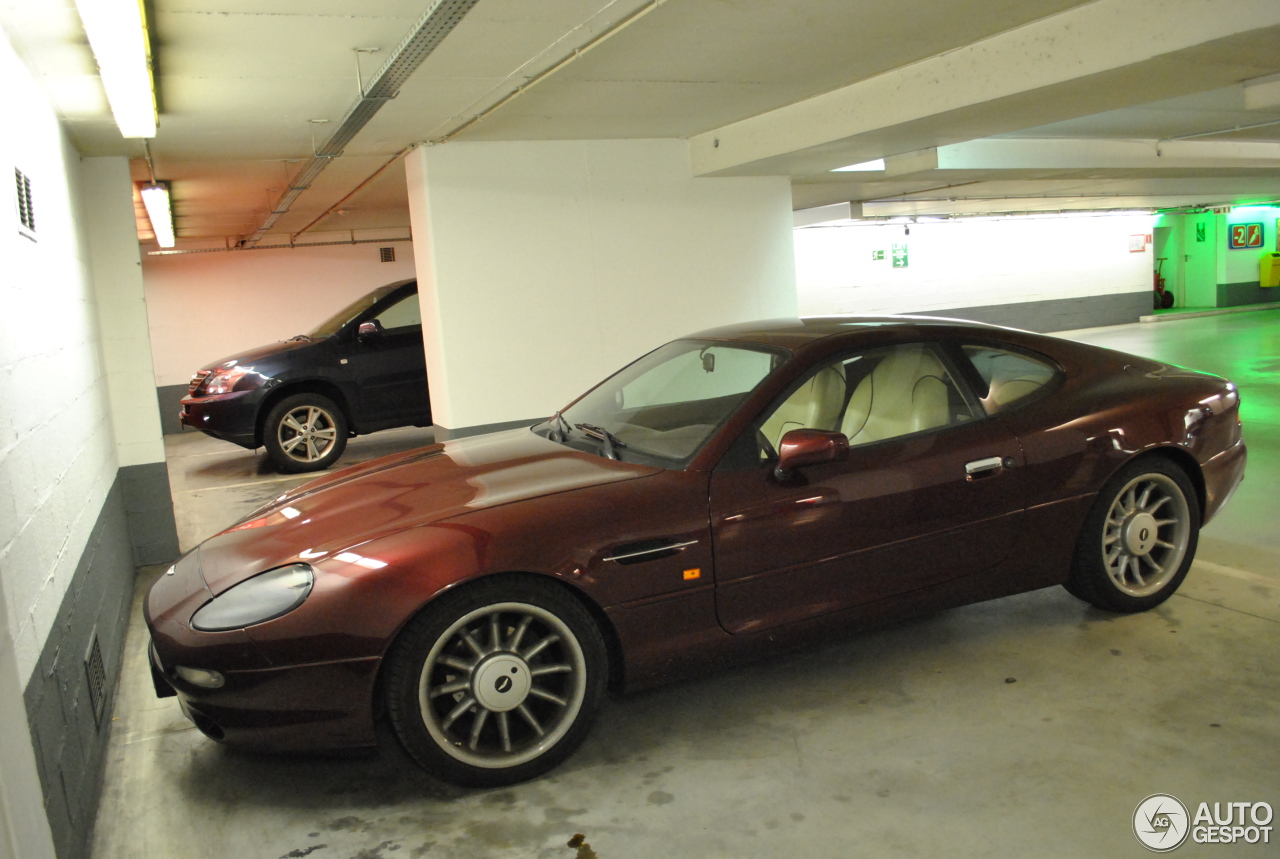 Aston Martin DB7