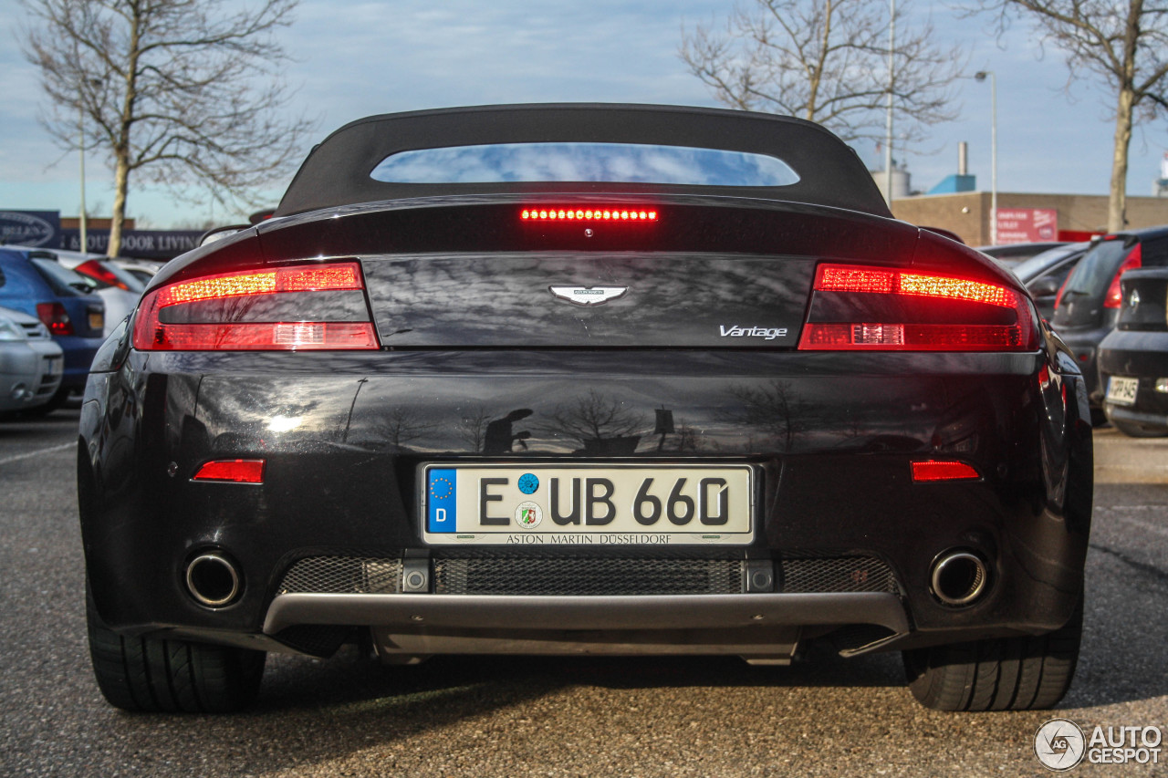 Aston Martin V8 Vantage Roadster