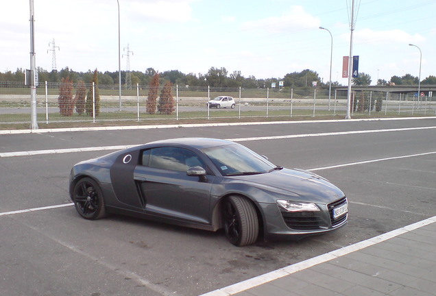 Audi R8