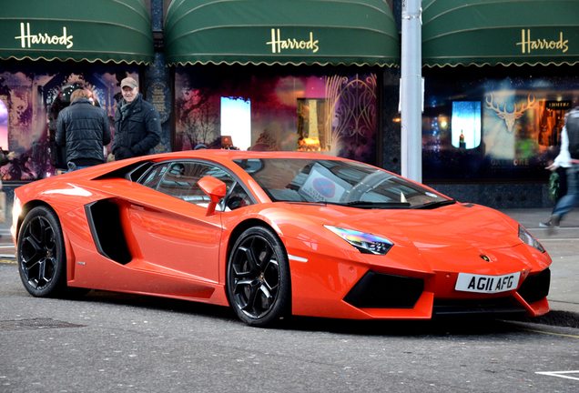 Lamborghini Aventador LP700-4