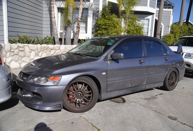 Mitsubishi Lancer Evolution IX MR