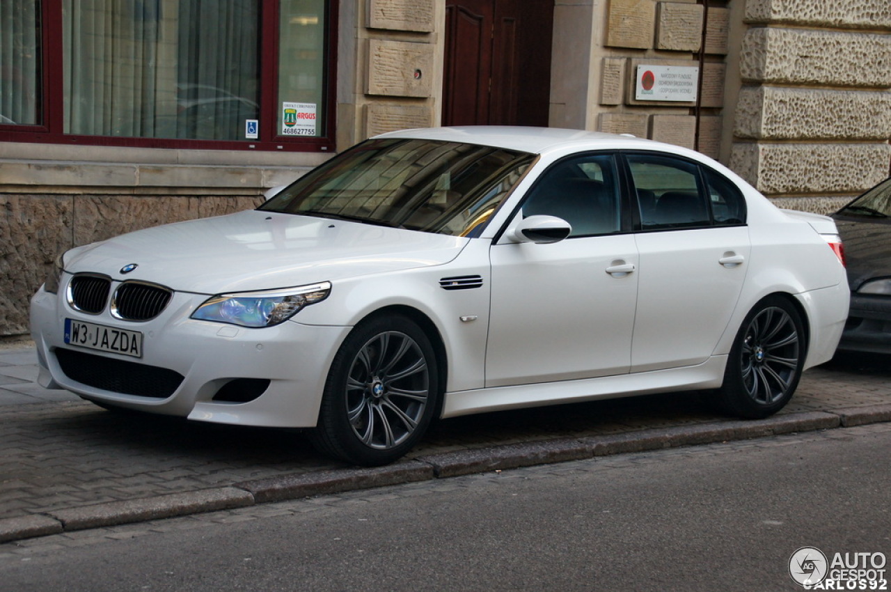 BMW M5 E60 2005