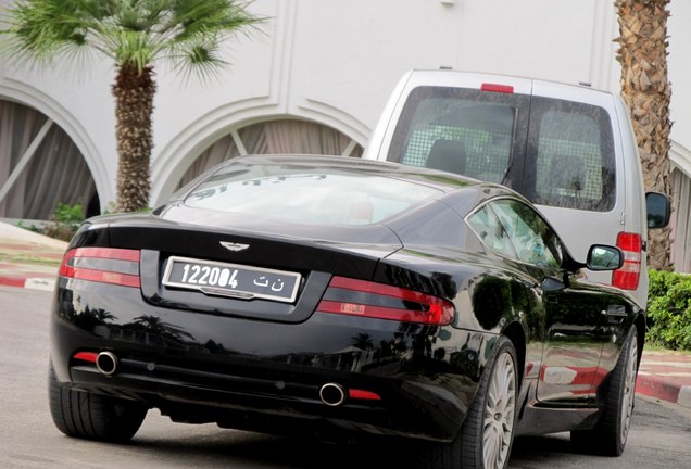 Aston Martin DB9