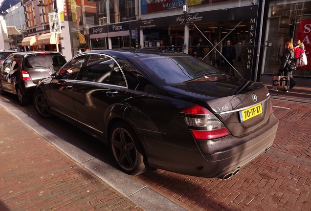 Mercedes-Benz S 65 AMG V221