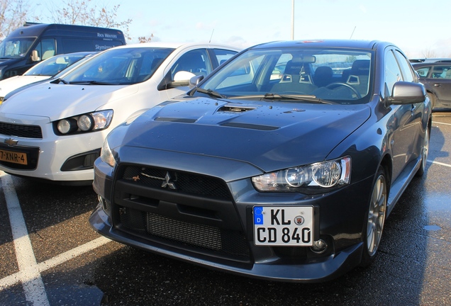 Mitsubishi Lancer Evolution X