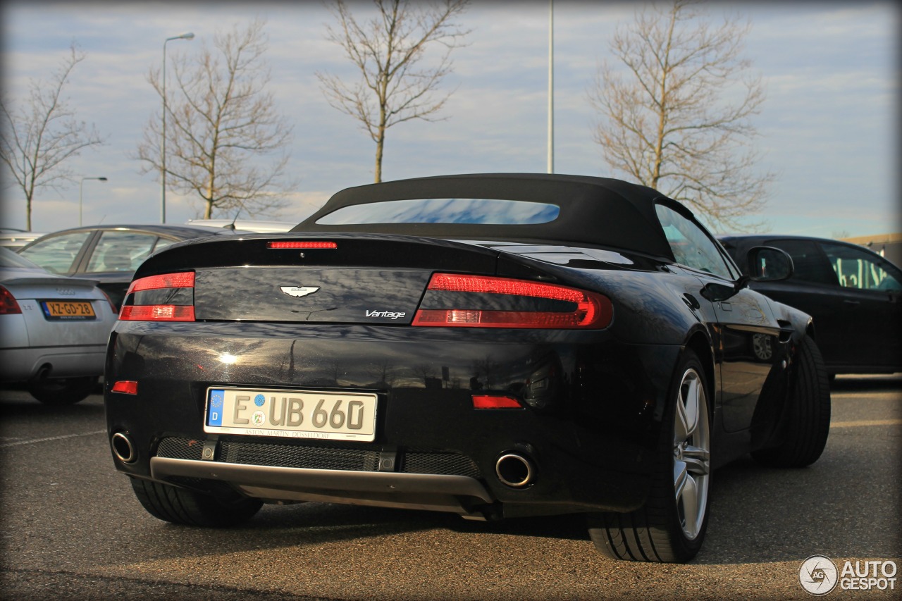 Aston Martin V8 Vantage Roadster