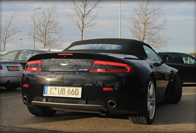 Aston Martin V8 Vantage Roadster