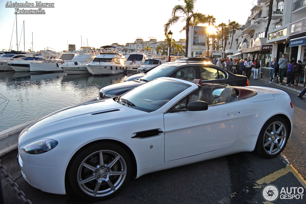 Aston Martin V8 Vantage Roadster