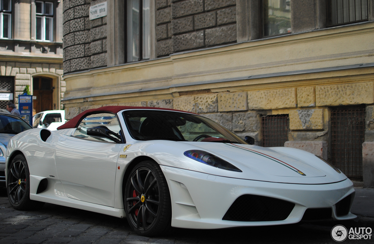 Ferrari Scuderia Spider 16M