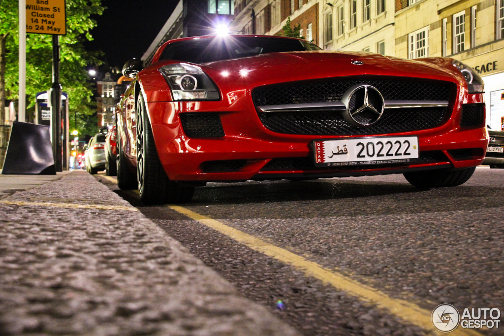 Mercedes-Benz SLS AMG Roadster