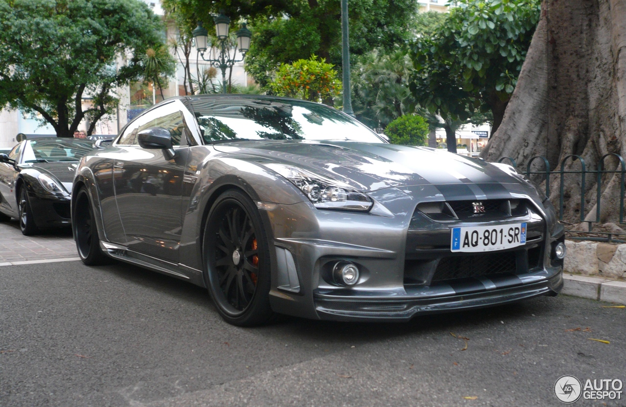 Nissan GT-R WALD Sports Line Black Bison Edition