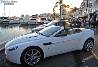 Aston Martin V8 Vantage Roadster