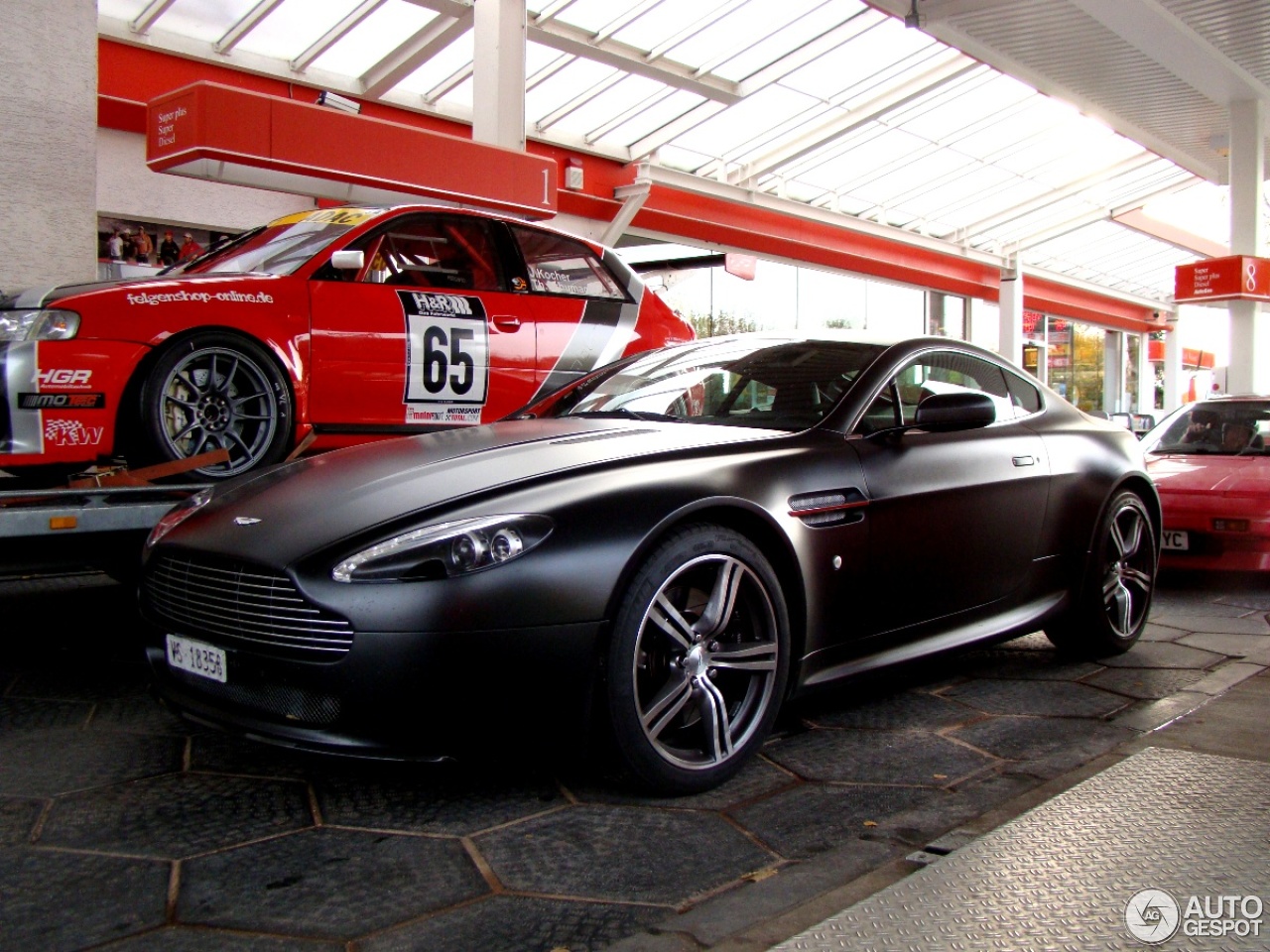 Aston Martin V8 Vantage