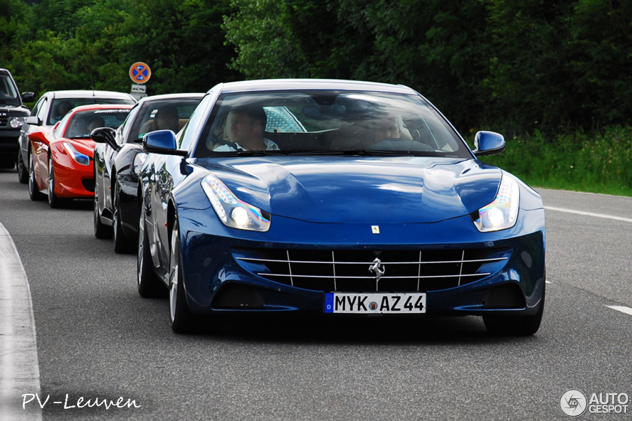 Ferrari FF