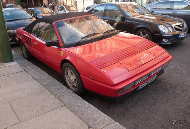 Ferrari Mondial 3.2 Cabriolet