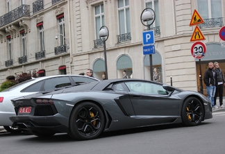 Lamborghini Aventador LP700-4