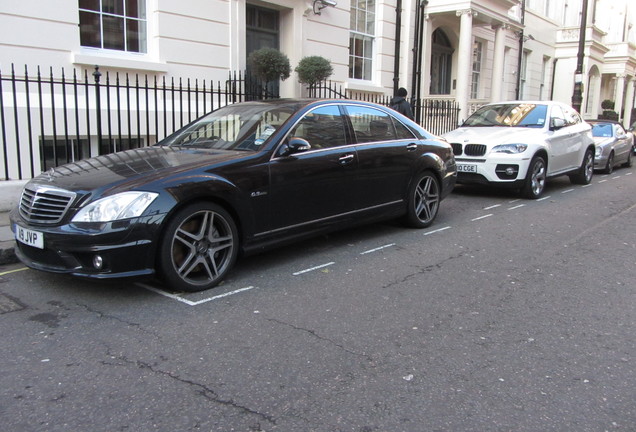 Mercedes-Benz S 63 AMG W221