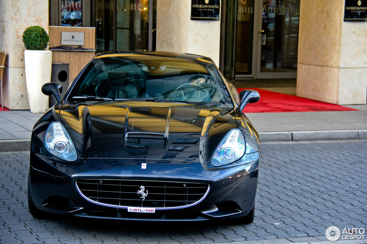 Ferrari California