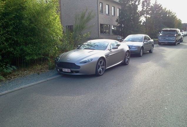 Aston Martin V8 Vantage