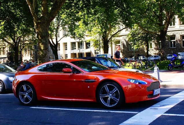 Aston Martin V8 Vantage N400