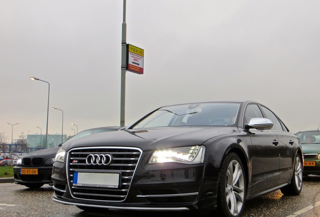 Audi S8 D4