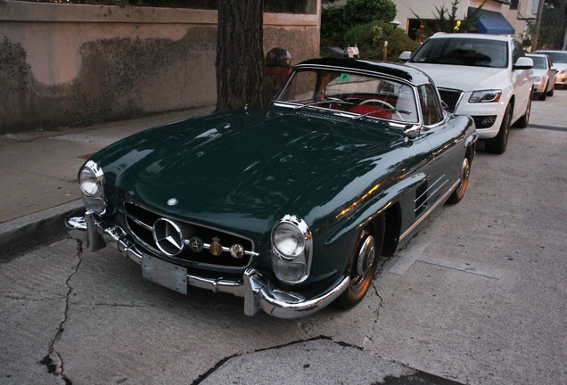 Mercedes-Benz 300SL Roadster