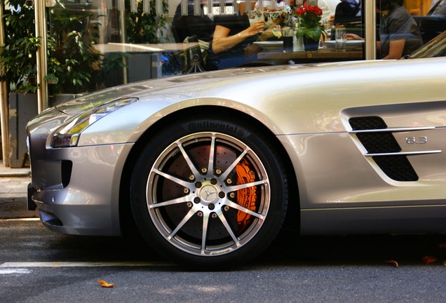 Mercedes-Benz SLS AMG