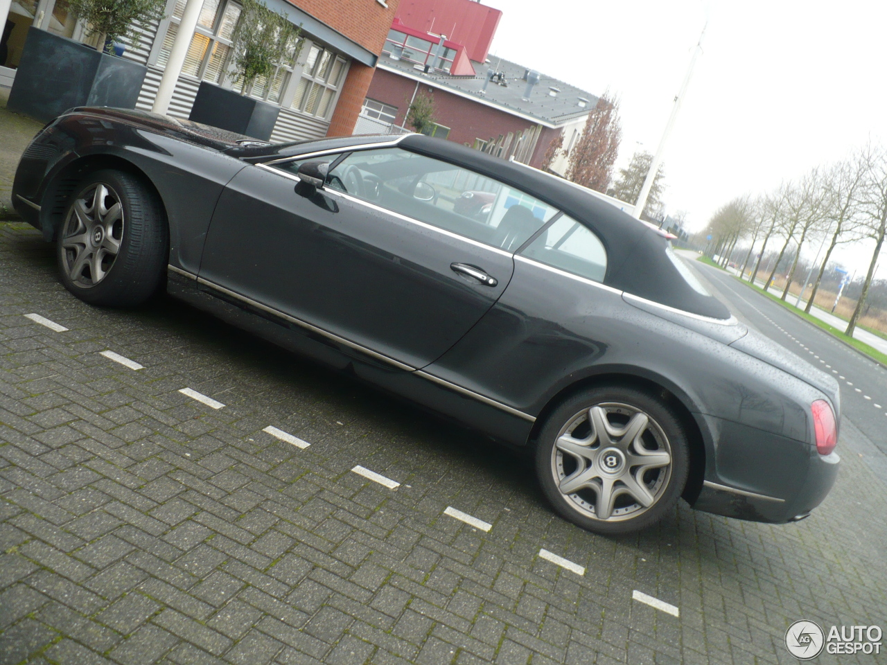 Bentley Continental GTC