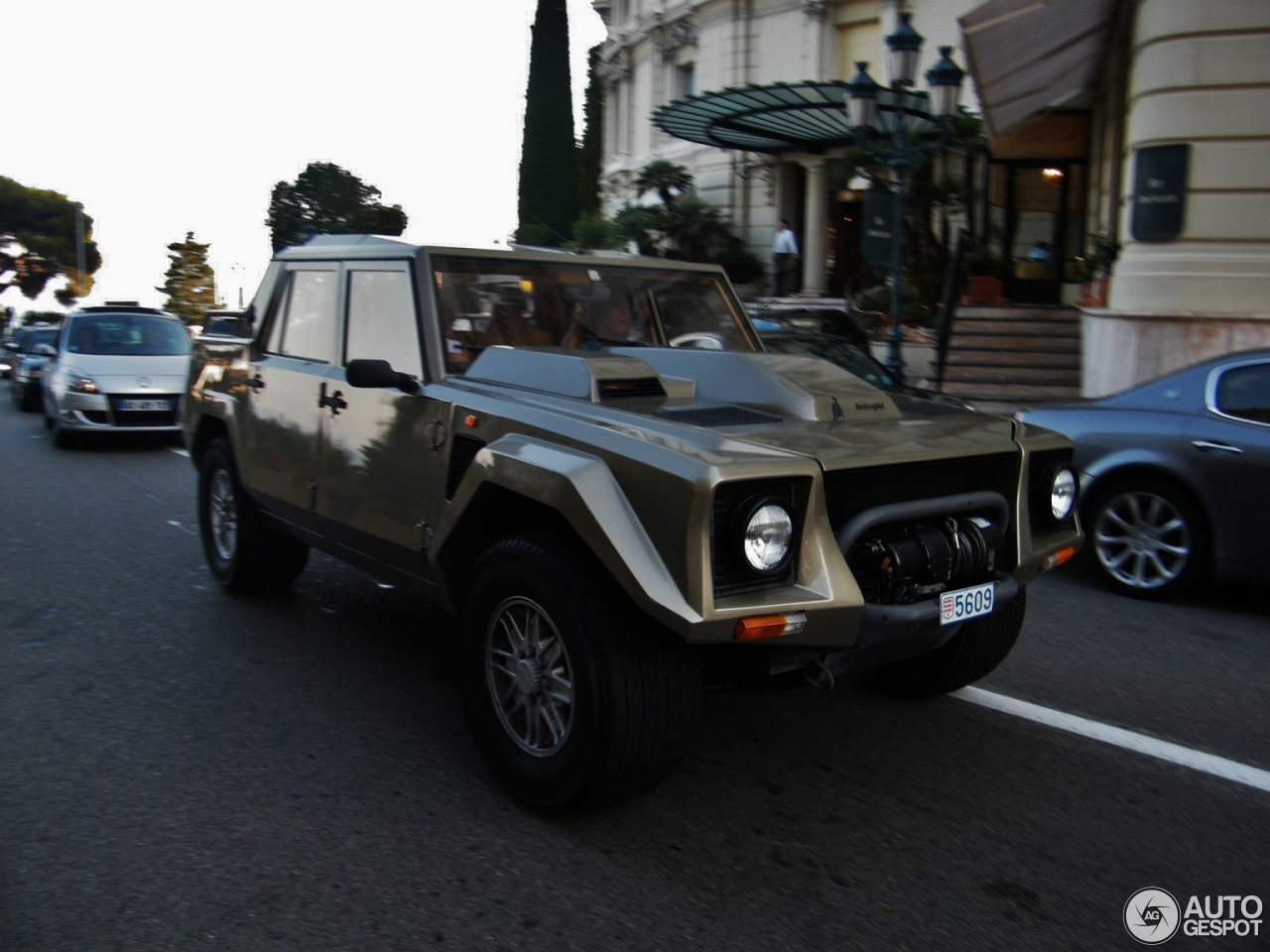 Lamborghini LM002