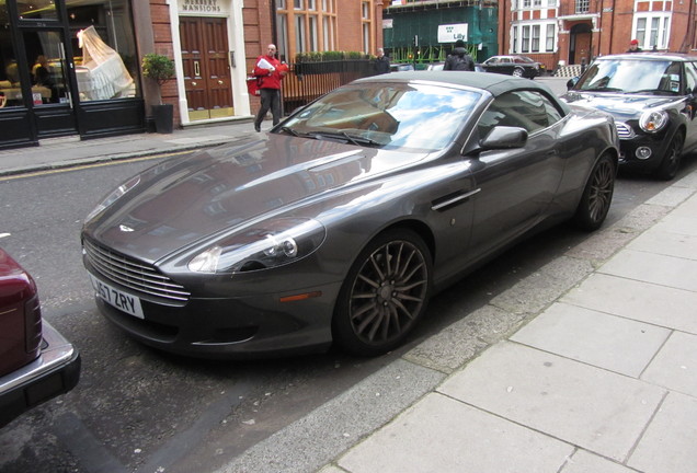 Aston Martin DB9 Volante