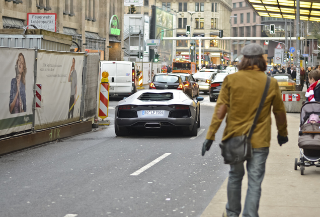 Lamborghini Aventador LP700-4