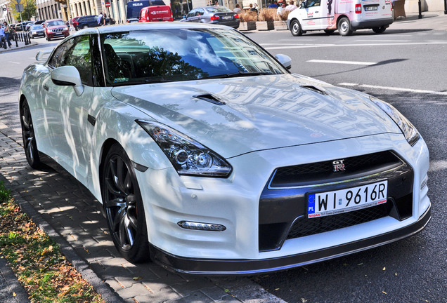 Nissan GT-R 2012