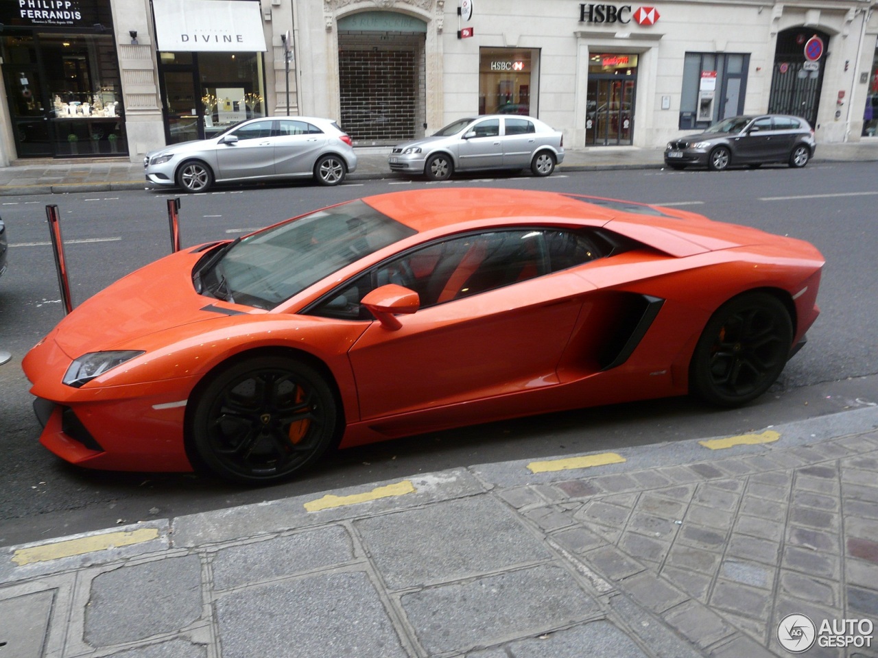 Lamborghini Aventador LP700-4