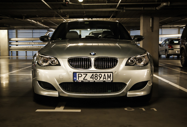 BMW M5 E60 2005