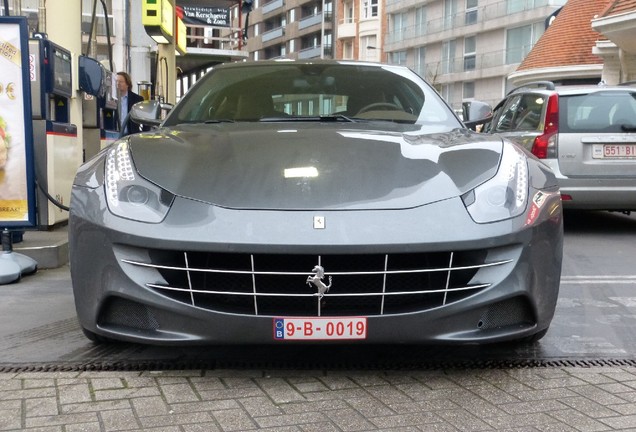 Ferrari FF