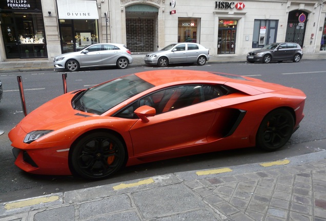 Lamborghini Aventador LP700-4